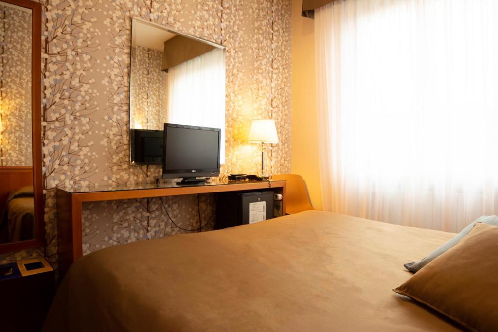 エコ ホテル ラ レジデンツァ ミラノ エクステリア 写真